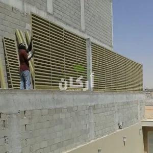 سواتر جدران لكسان